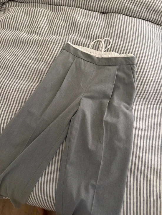 Zara Light Gray Wide-Leg Women's Dress Pants - Picture 2 of 2
